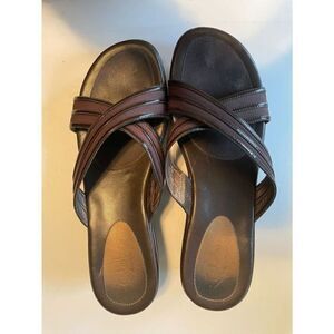 Cole Haan and Nike Air Strappy Low Wedge Sandals (SZ 9.5)